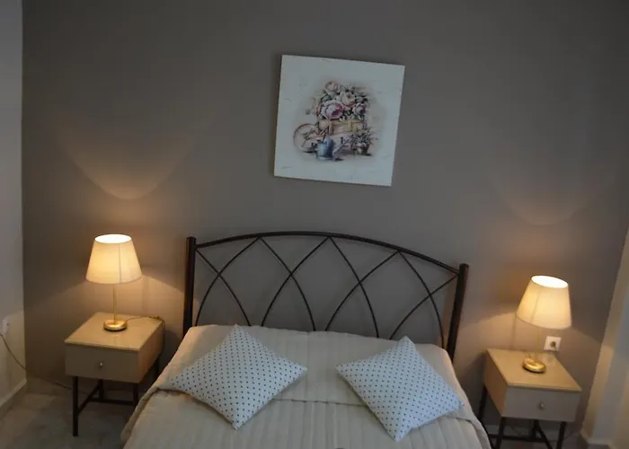 Archontissa Gæstehus 2*