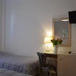 Archontissa Gasthuis 2*
