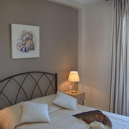 Archontissa 2* Ermoupoli