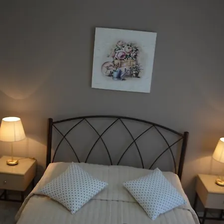 Archontissa Guest house 2*